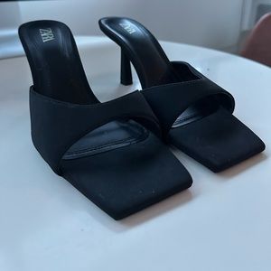 Zara black heeled sandals